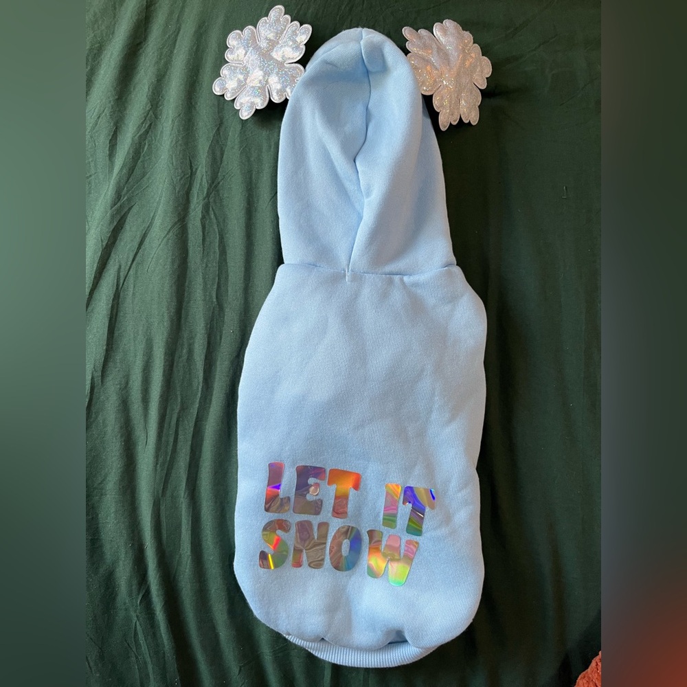 Dog Light Blue 'Let It Snow' Hoodie sz M